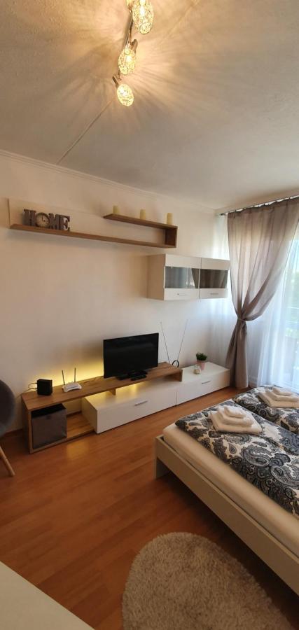 Rellapartman Apartment Siofok Bagian luar foto